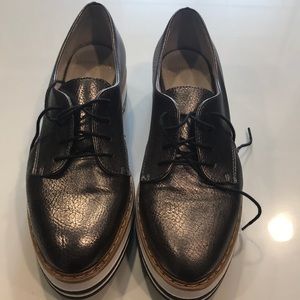 Metallic platform lace up shoes